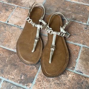 Madeline Stuart Audry thong sandals